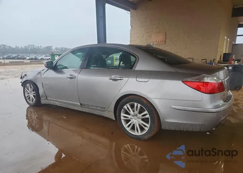 2011 Hyundai Genesis 3.8L z USA, uszkodzony, nr VIN KMHGC4DE3BU122913